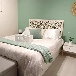 Precioso Frente Al Teatro Falla, A 4 Min De Playa De La Caleta Apartamento